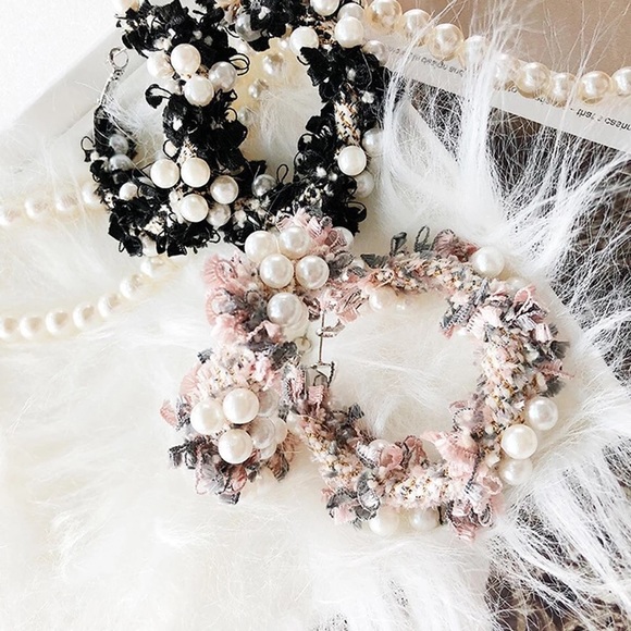 Beaded Pink Floral Pearl Wreath Hoop Earrings - Picture 4 of 8